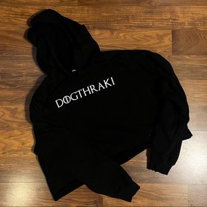 Black crop Dogthraki hoodie